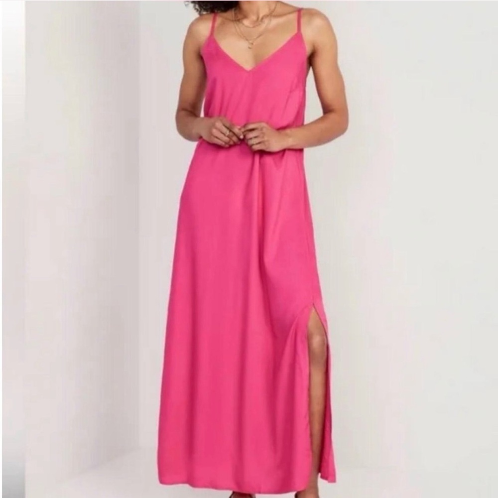 Never worn Oldnavy pink Tie-Back
Maxi Slip Dress - Size XS